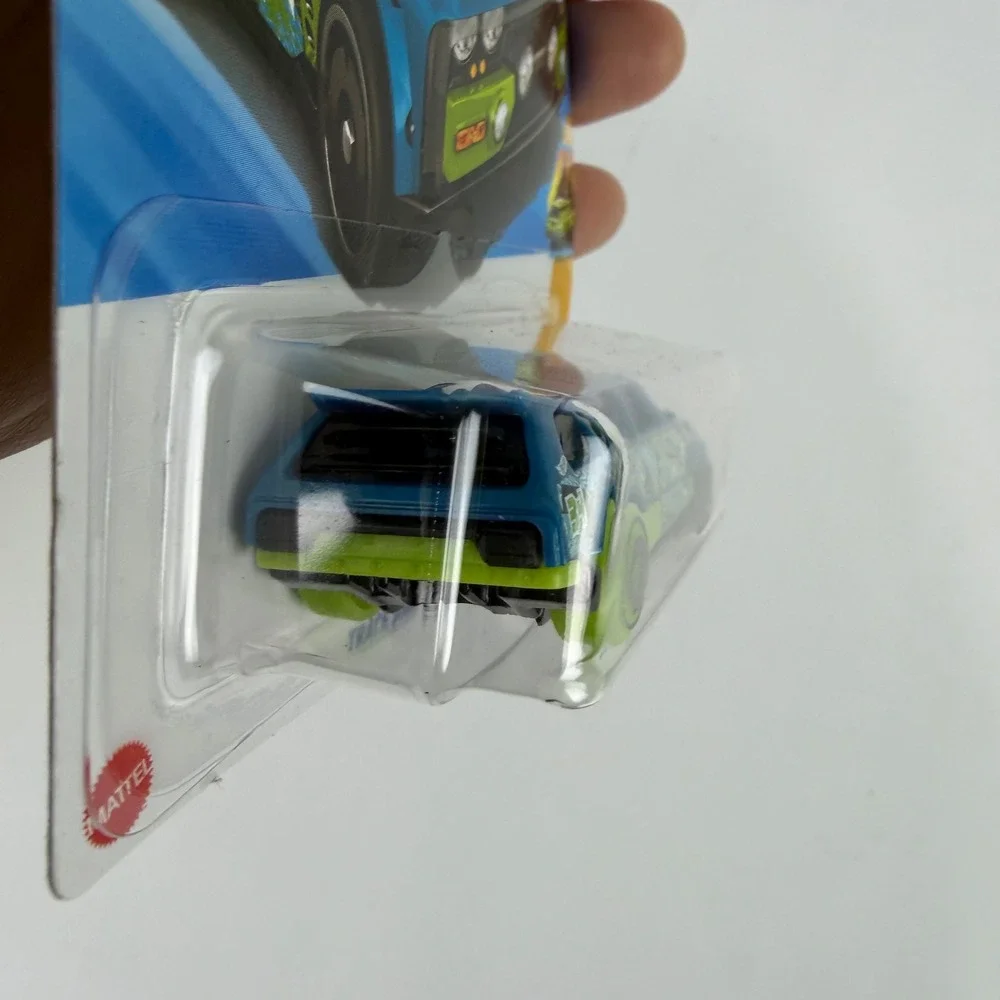 Hot Wheels Track Dwagon Blue‎ Lime Green Wagons Series 184/250 2024 Diecast Car